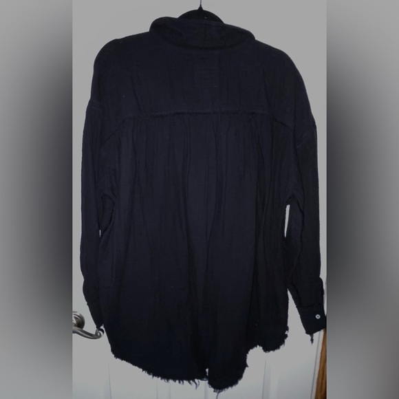 Aerie Black Oversized Cotton Textured Distressed Button Down Shirt Large - Picture 3 of 3